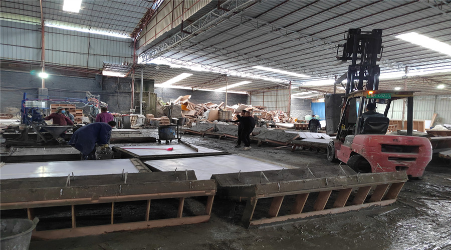 GRC構件產品生產中 GRC構件產品生產中