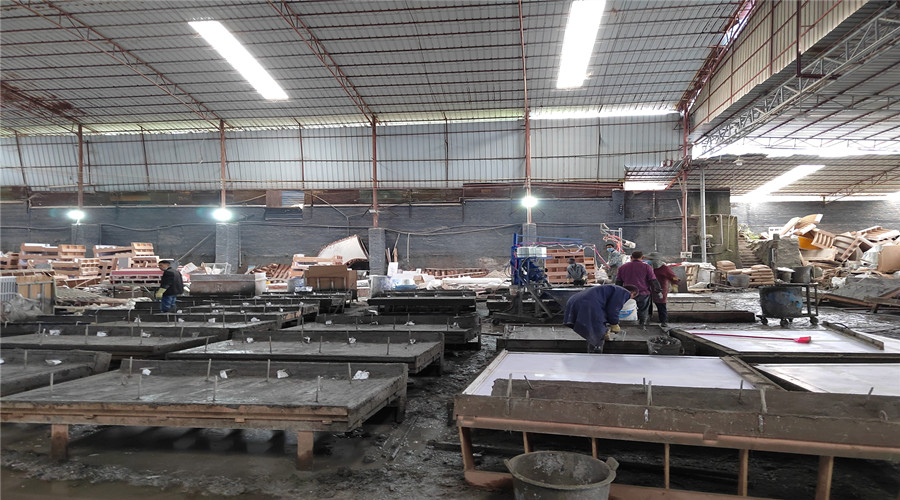 GRC構件生產中 GRC構件生產中