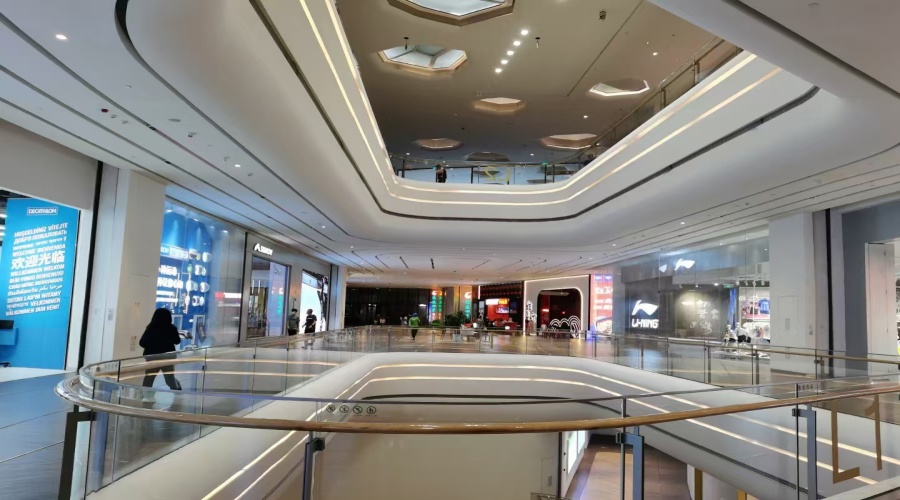 GRG中庭攔河 GRG中庭攔河