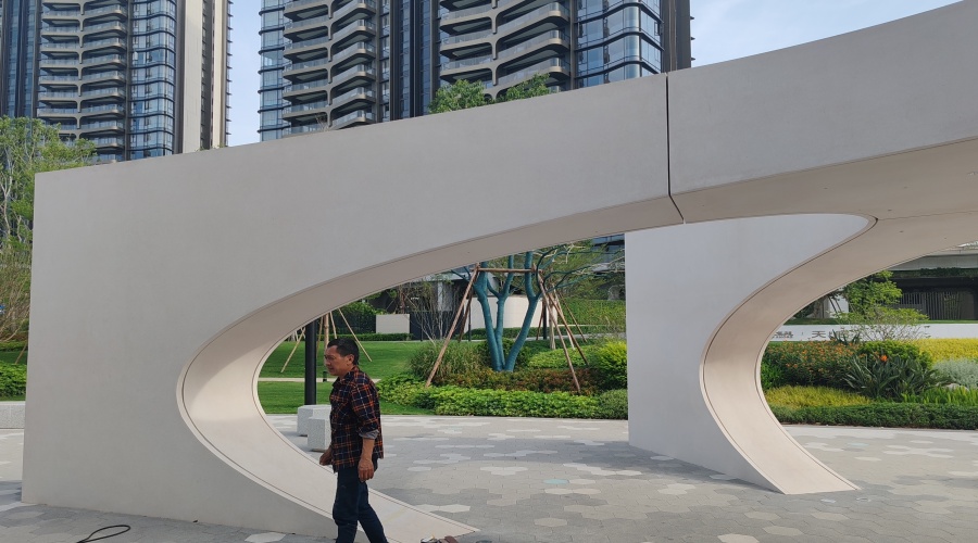 UHPC構件安裝現(xiàn)場 UHPC構件安裝現(xiàn)場